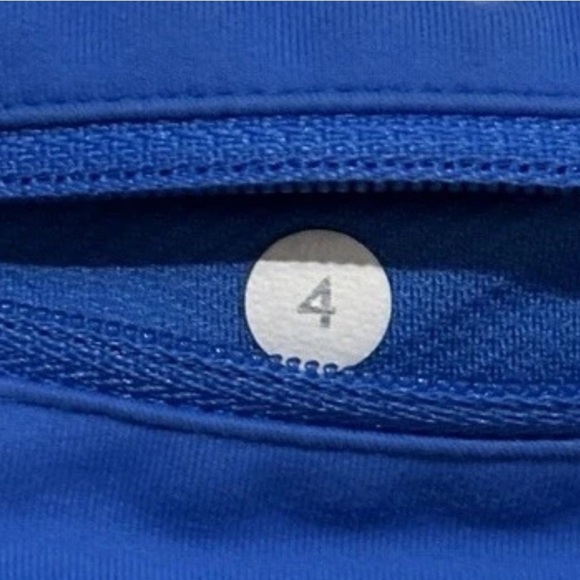 Lululemon Speed Low Rise Short 2.5” - Picture 4 of 4